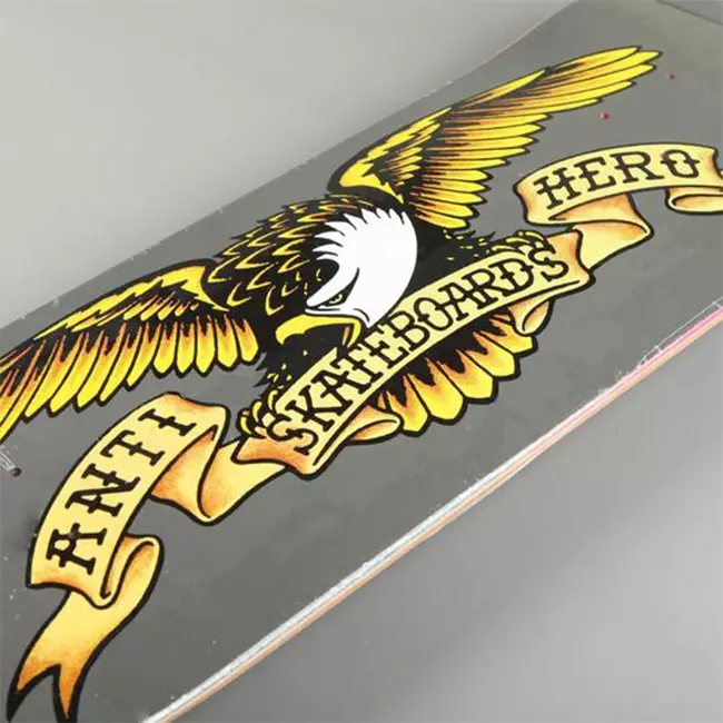 Anti Hero 8,25 Classic Eagle Deck - SBC Spor Eagle