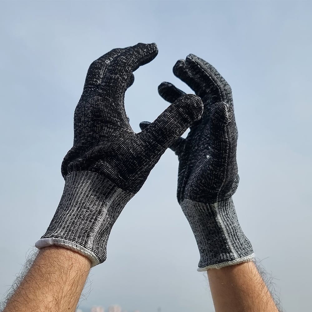 Iron Bear Slayer Eldiven