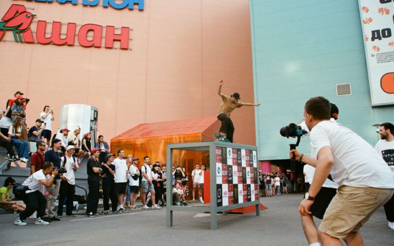 Kyle Walsh 300 Ft Grind Dünya Rekoru Kırdı!
